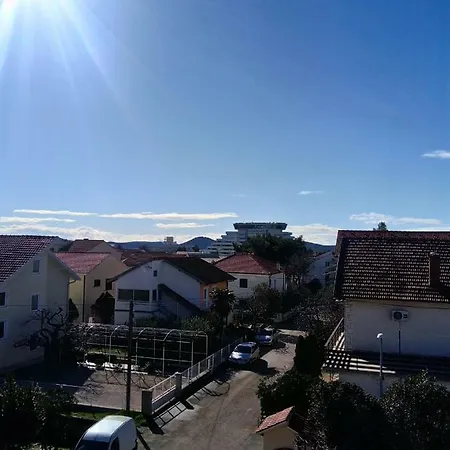 Ivona Guest house