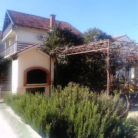 Ivona Guest house 3*